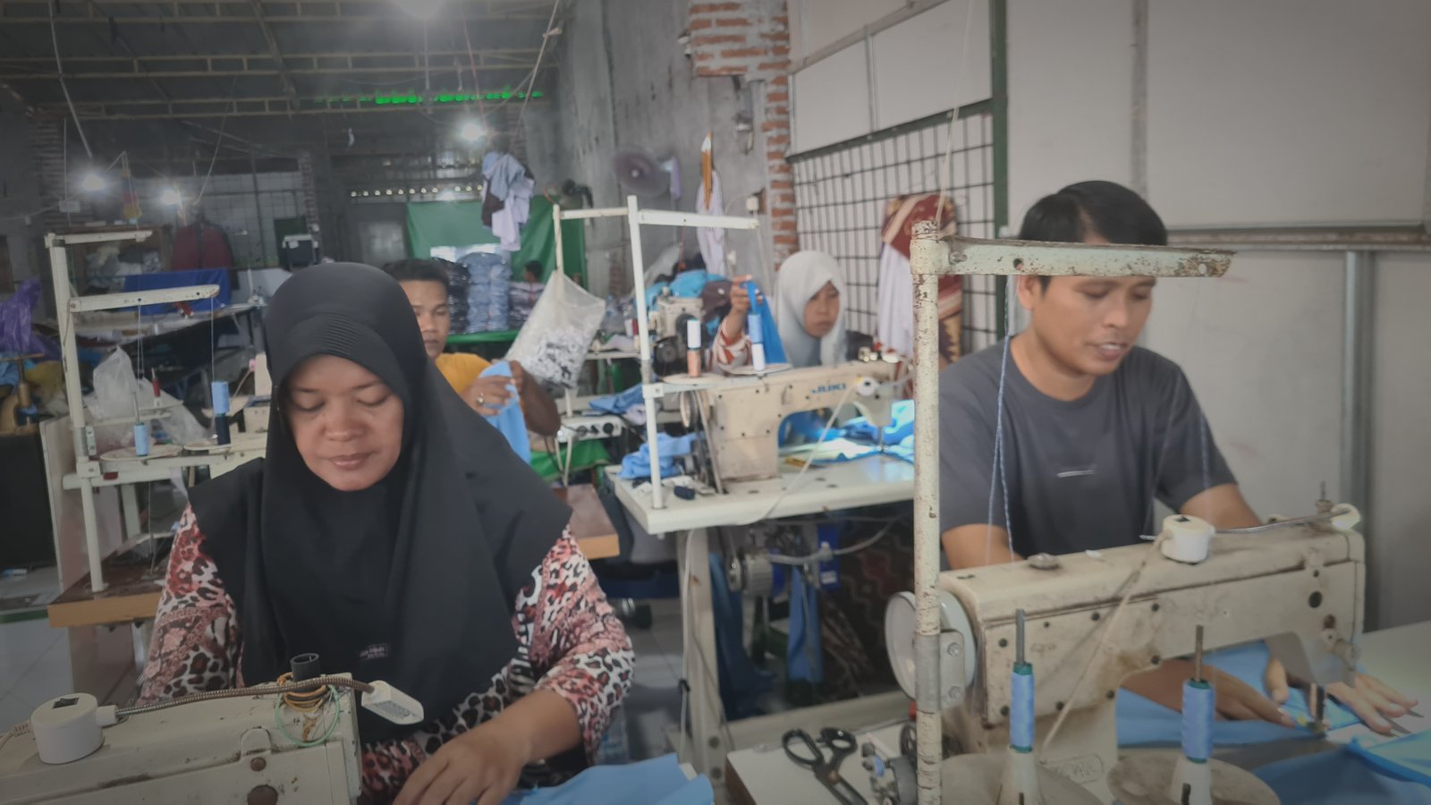 bikin seragam kantor bikin seragam kantor